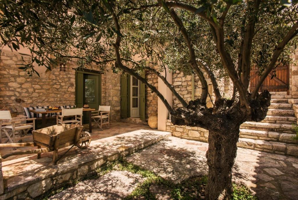 Kyparissia Old Town Lodge With Amazing Sea View Екстер'єр фото