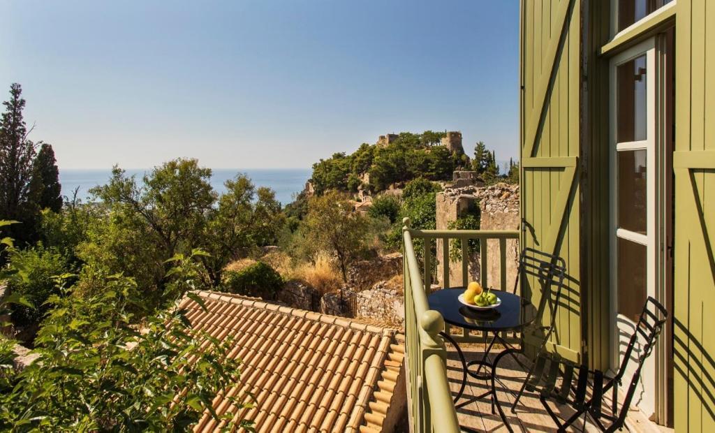 Kyparissia Old Town Lodge With Amazing Sea View Екстер'єр фото